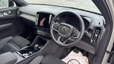 Volvo XC40 2.0 B3P Plus Dark 5dr Auto Petrol Estate